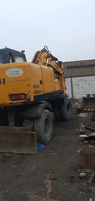 Hyundai 1400 yili 2004 holati yaxshi