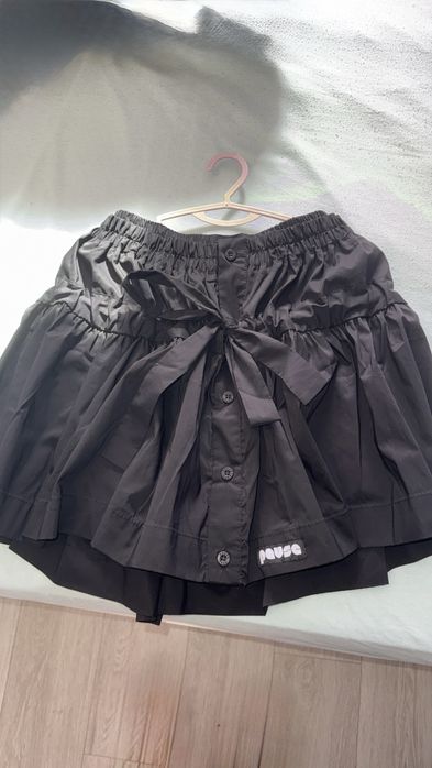 Черни пола- панталонки Pause