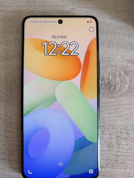 Продаётся срочно телефон Vivo V50