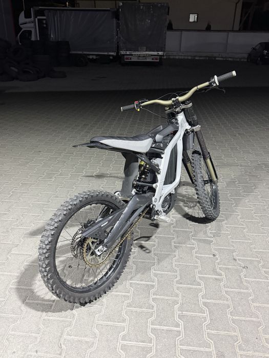Surron light bee x 2023
