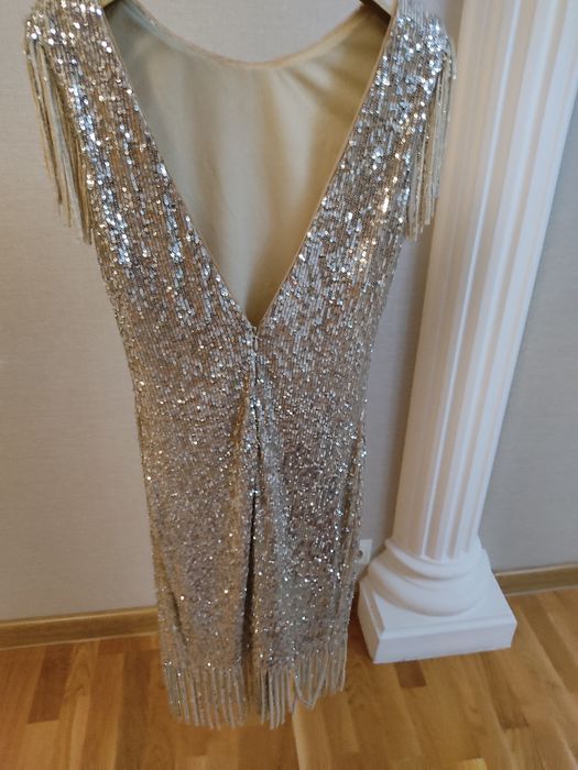 Вечернее новое красивое платье