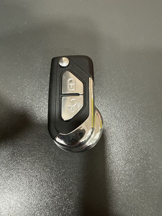Cheie chei auto/Chei Bmw/Audi/ Key chei cu cip,telecomenzi auto.