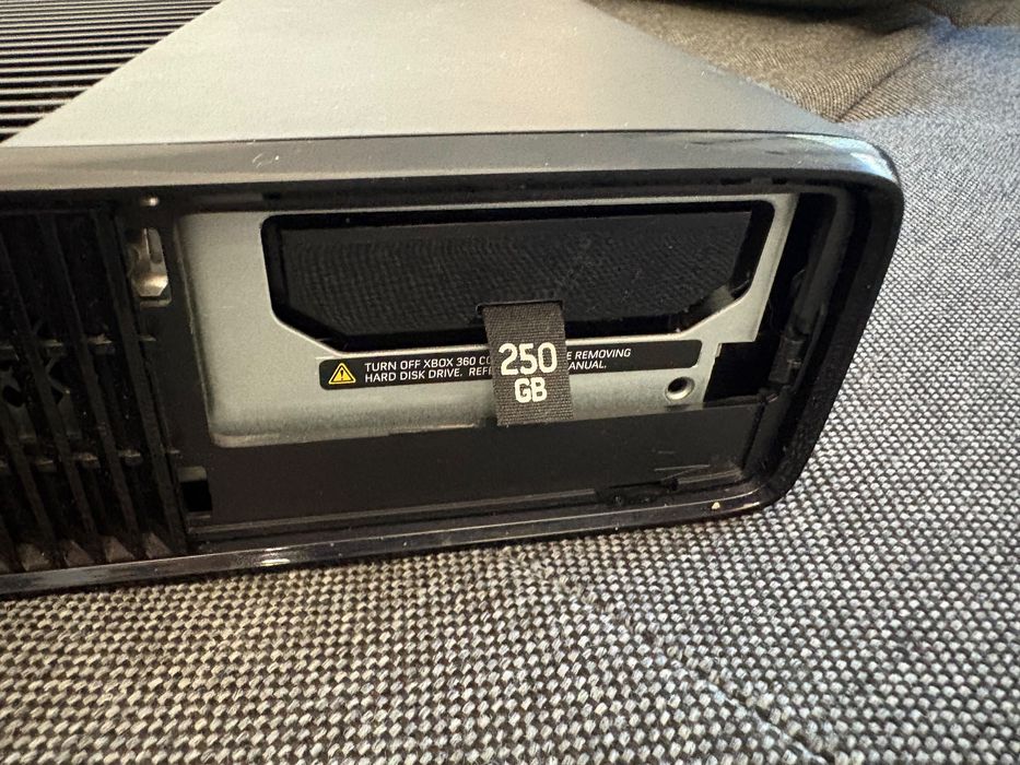 Xbox 360 modat+kinnect+1 controller
