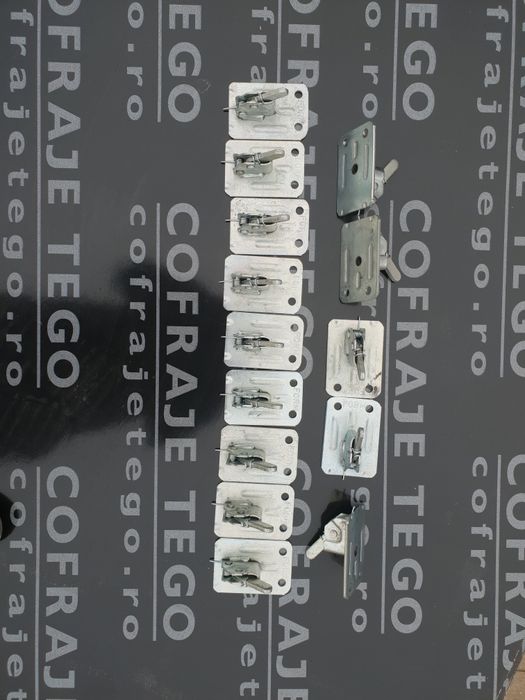 Piulite si cleme rapide pentru cofraje