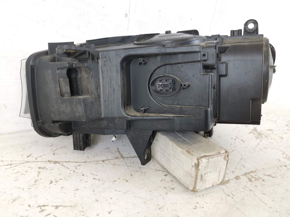 Десен фар BMW X5 F15 [ - ], X6 F16 [ - ] Оригинален В добро състояние