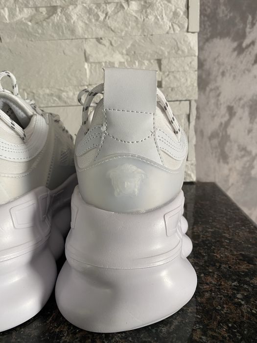 Versace chain reaction white