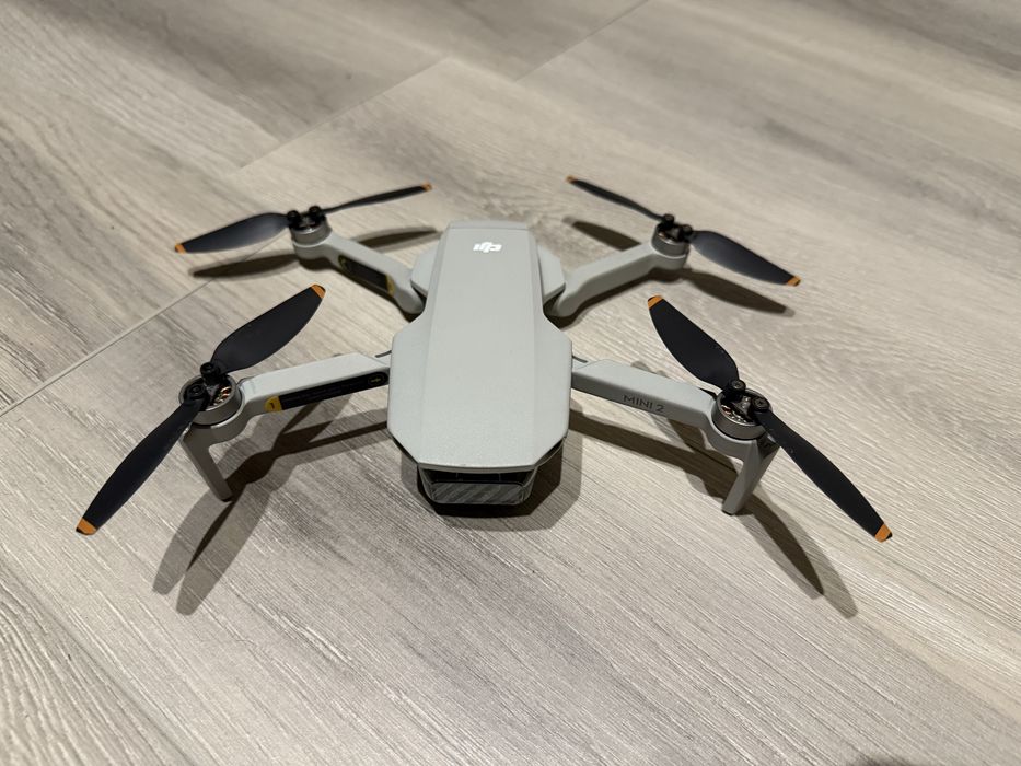 Квадрокоптер DJI mini 2 combo