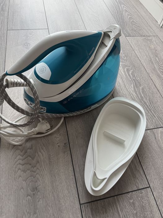 Statie de calcat cu abur Philips PerfectCare Compact Plus
