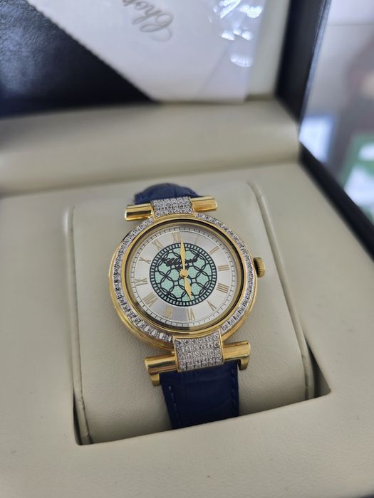 Для Элегантных Дам , золотые Chopard 750 пробы с бриллиантами!
Женские