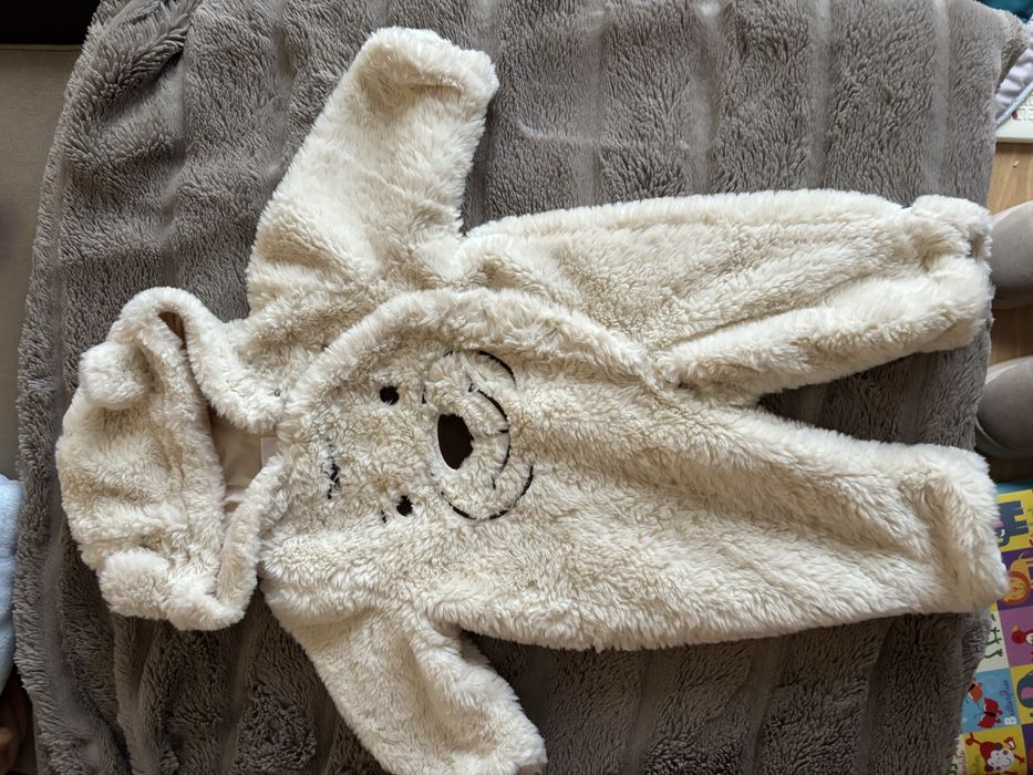 Бебшки зимни космонавти