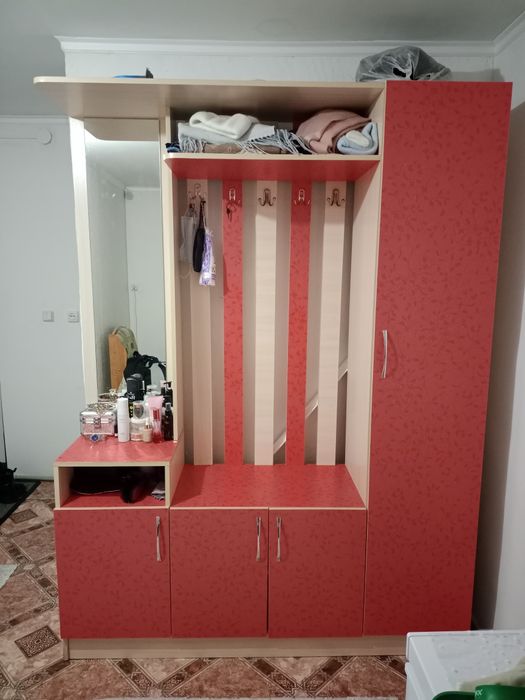 Продается Прихожка шкаф
