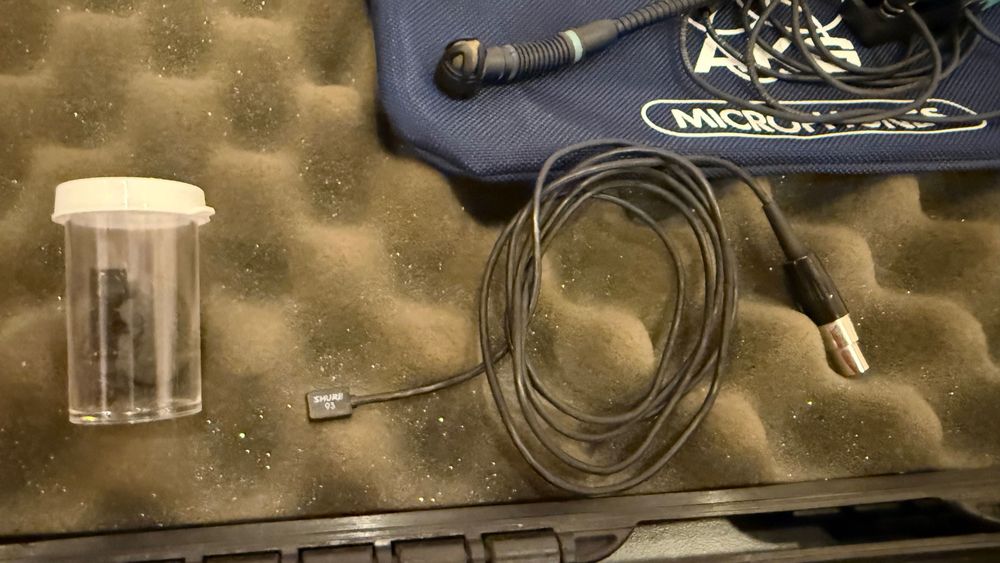 Sure - Lavaliera + AKG Mic suflator