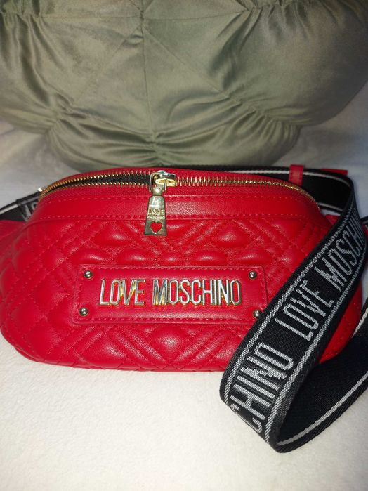 Чанта Love Moschino