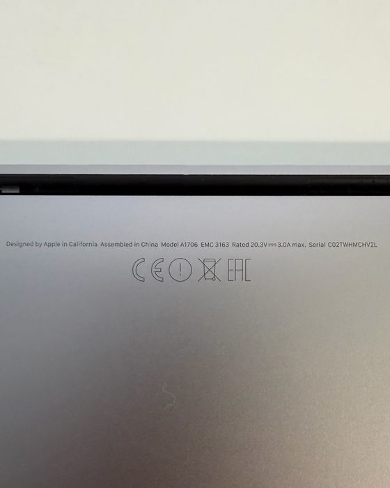 MacBook Pro 13 2017 Touch Bar, i5, 8GB RAM, stare bună
