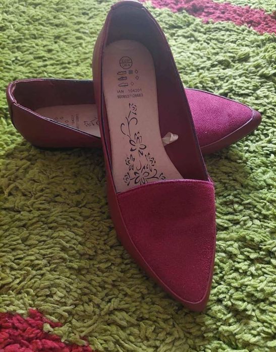 Pantofi comozi  ,mărime 37.