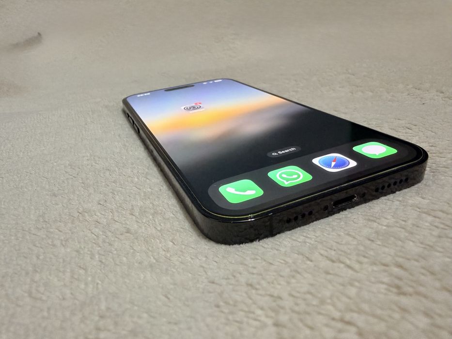 Vând iPhone 14 Pro Max 256GB, Space Black, baterie 86%