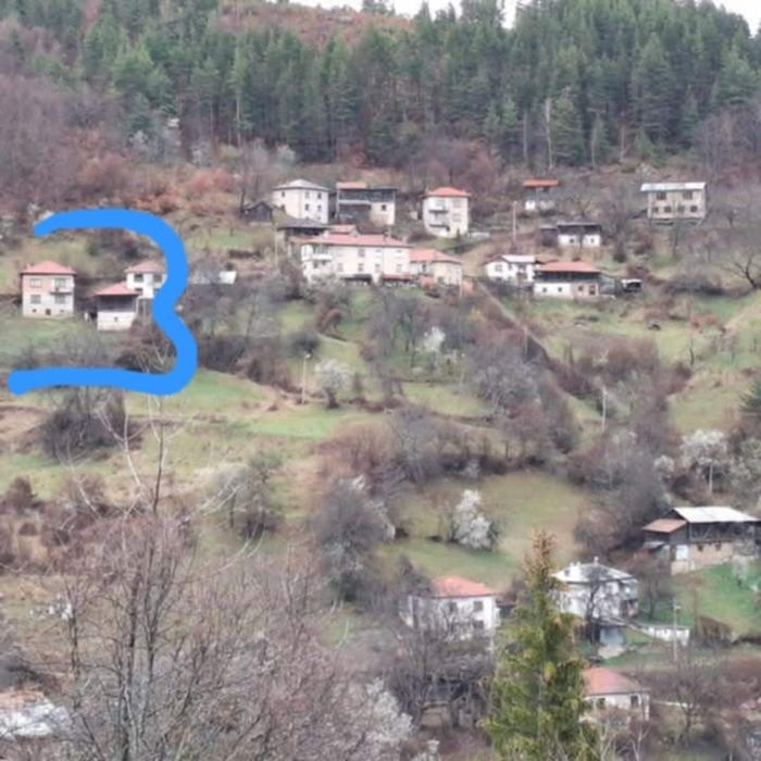 Имот в с. Орешец, общ. Смолян