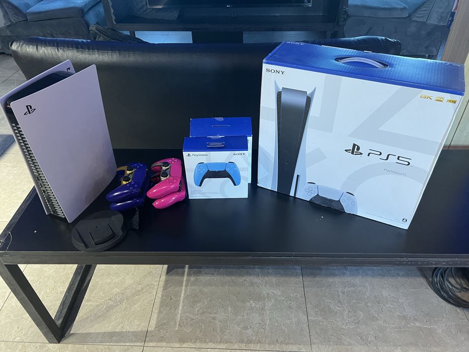 продается playstation 5