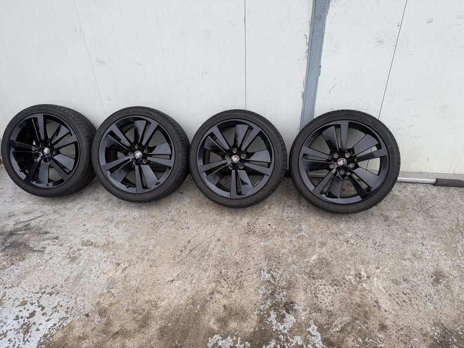 Джанти с гуми 18 за Seat Leon FR Сеат