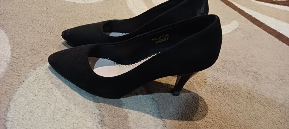 Черни официални обувки