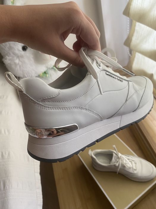 Adidasi de piele albi Michael Kors marimea 38