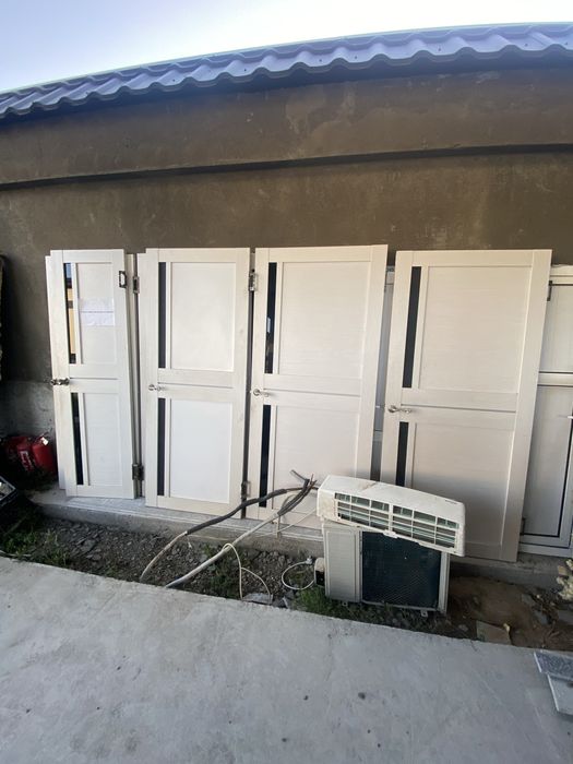 Срочно продам окно и двери