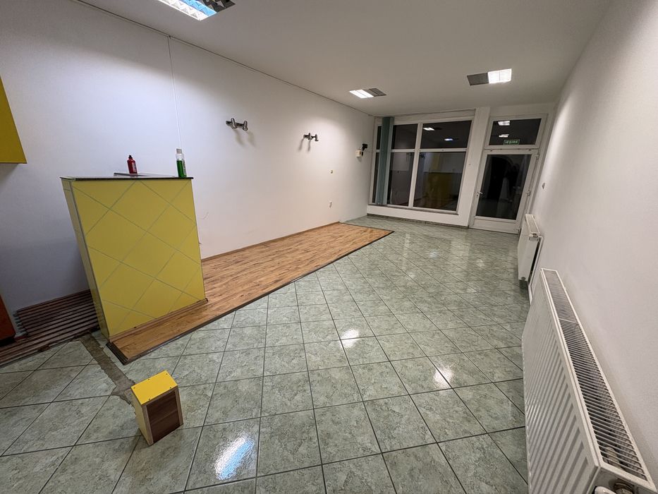 Oportunitate-Spatiu Comercial 90 mp de inchiriat in Livada Centru