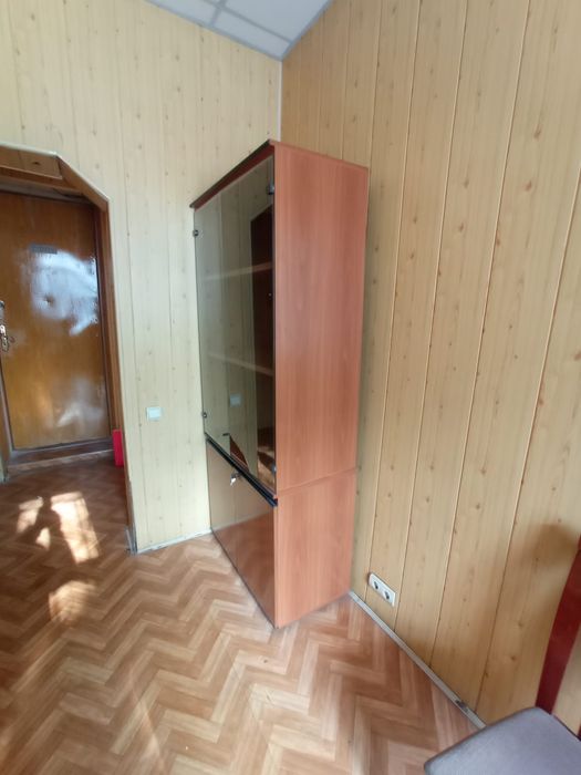 Продам шкафы 2 шт б/у