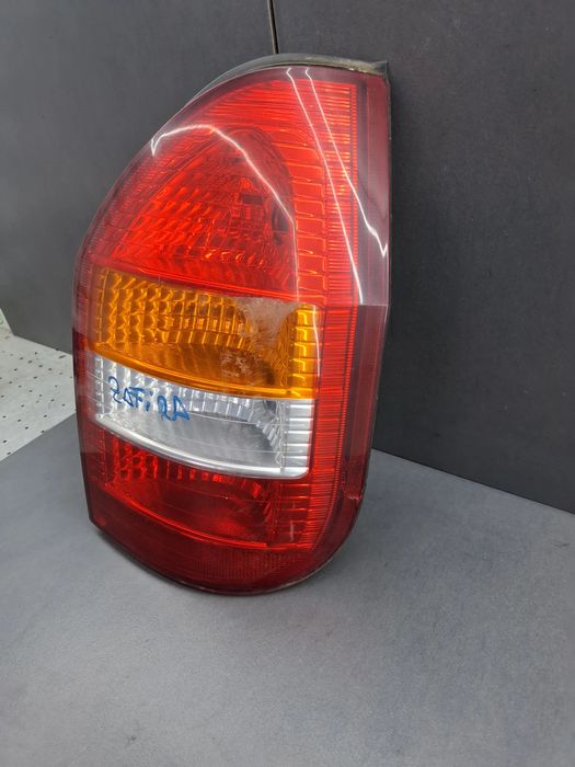 Lampa / Tripla stop dreapta pe aripa 62281 Opel Zafira 2003