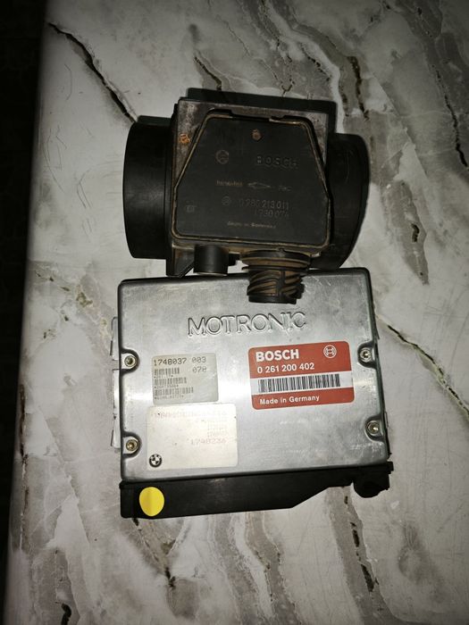 Продам ЭБУ  мозги БМВ е34 М50 (402бош) и Валюметр