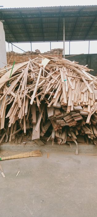 Utin sotiladi narxini kelishamiz