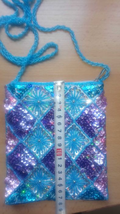 Малка чанта за през рамо