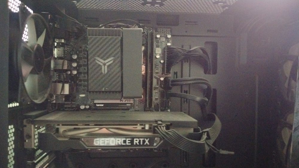 I5 12400f rx 550 ram 16gb + два моника и фулл комплект