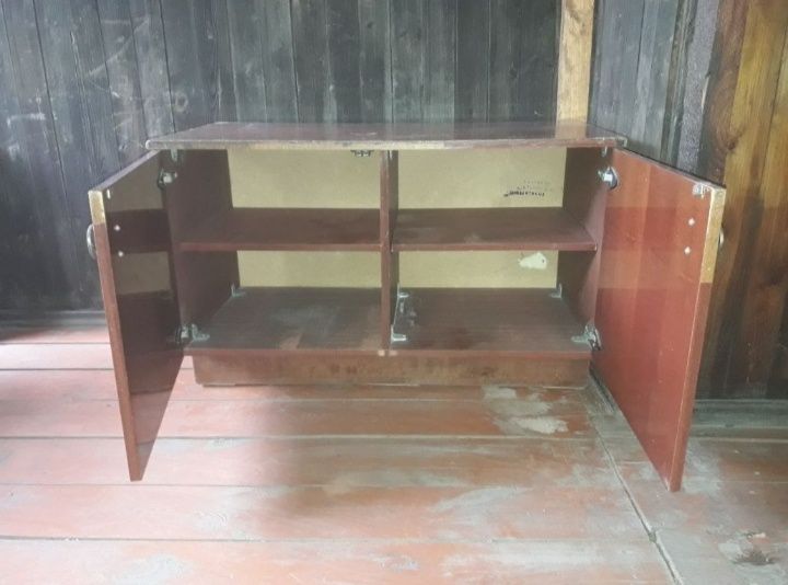 тумбочка  5 000 тумбочка