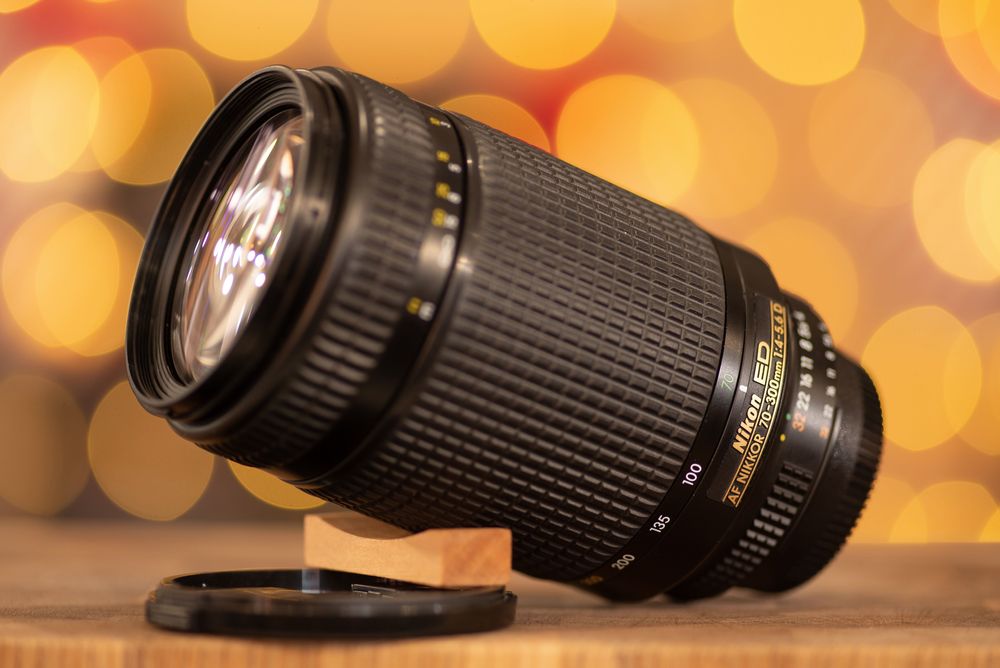 Nikon Д70 фотоапарат + два обектива и аксесоари Никон