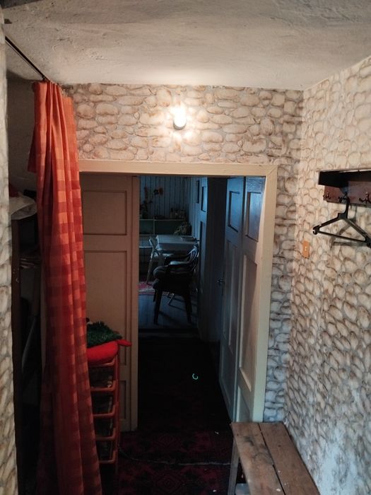 Къща в град Кривол , област Монтана(ВРАЧАНСКО)-0885119498