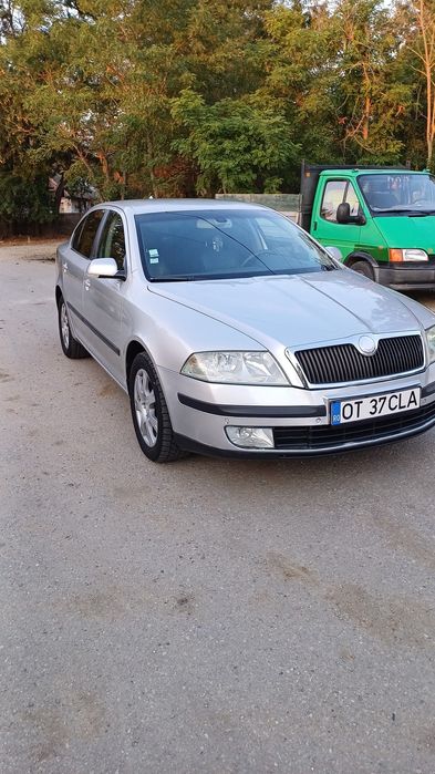 Vând skoda Octavia 2