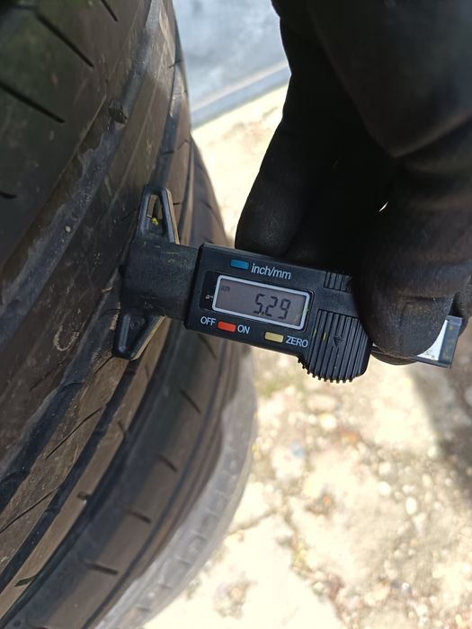 Anvelope vara 255 35 19 continental 2018 5-5.9mm