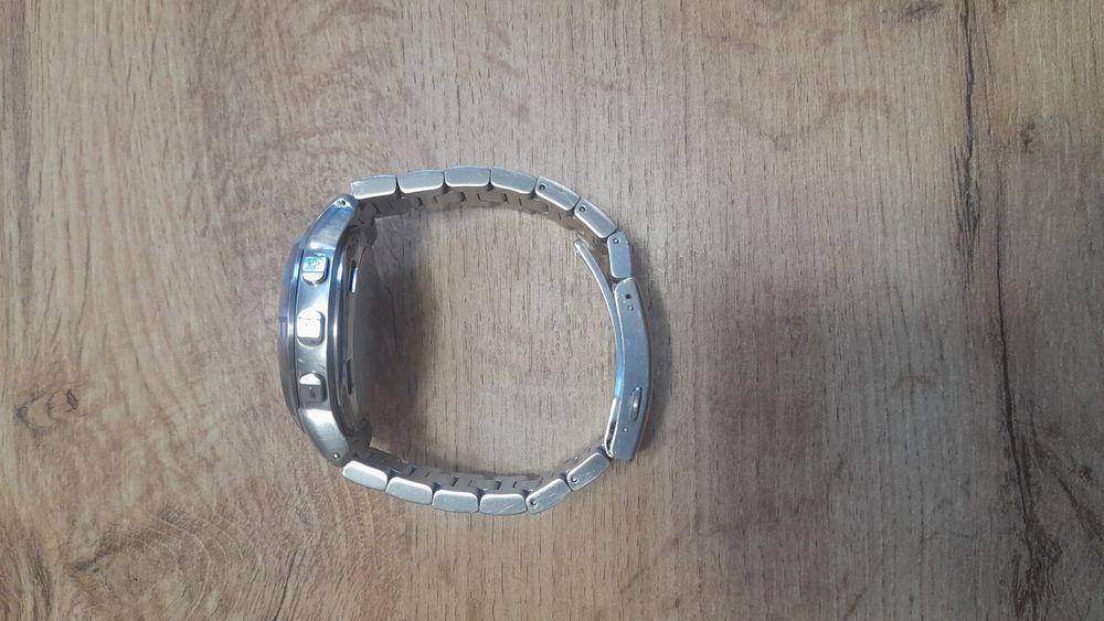 Tissot t touch часовник