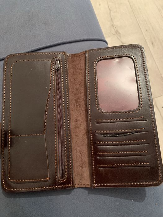 Кожанный кошелоктар сатылады