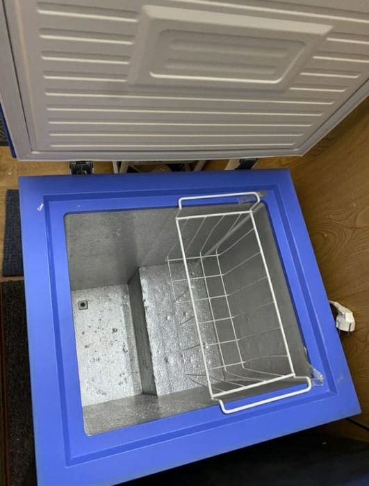 Продам Морозильник LEADBROS