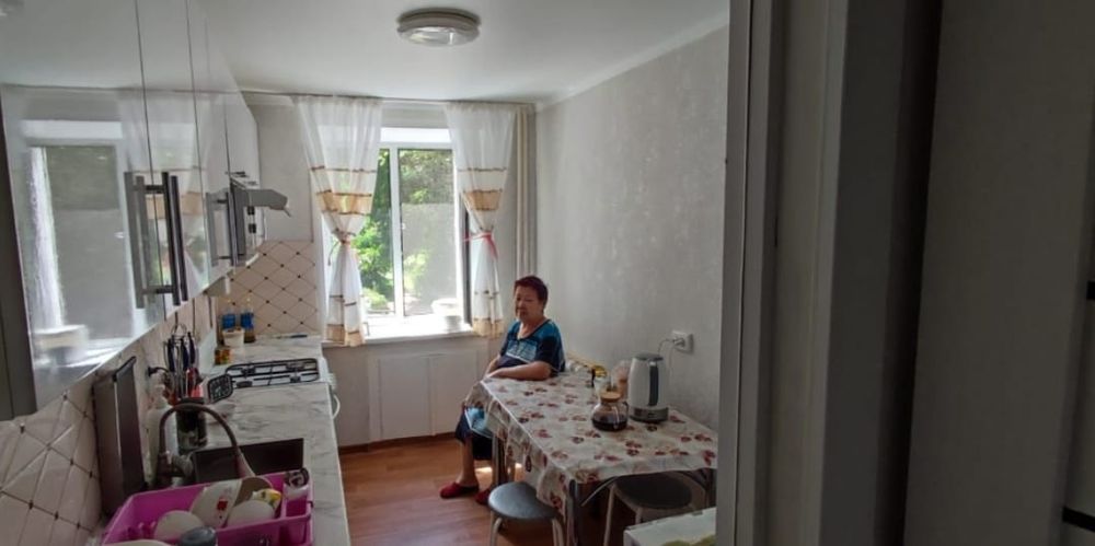 Продам 2х р-н Азии 1/5