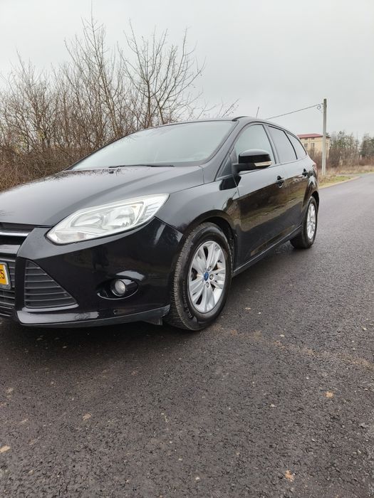 Ford focus 2012 benzina 101 cai