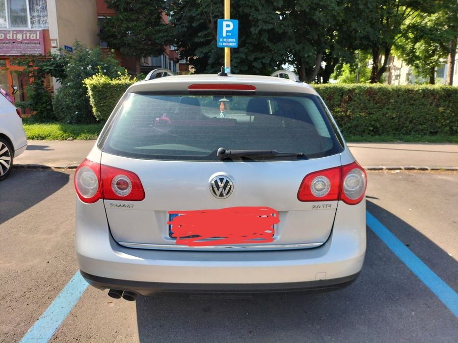 De vânzare Volkswagen Passat B6 -2.0TDI