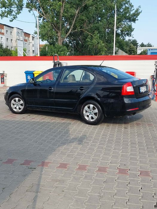 Skoda Octavia an 2010 1.4 tsi cutie automata normal de poluare euro 5 propietar în acte x2 chei mașina merge foarte bine am adusa pe roti