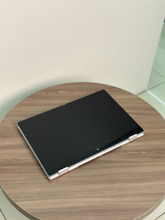 HP ENVY X360 Ноутбук планшет Новый