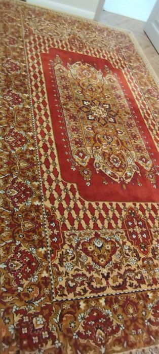 Продам ковёр торг уместен!
