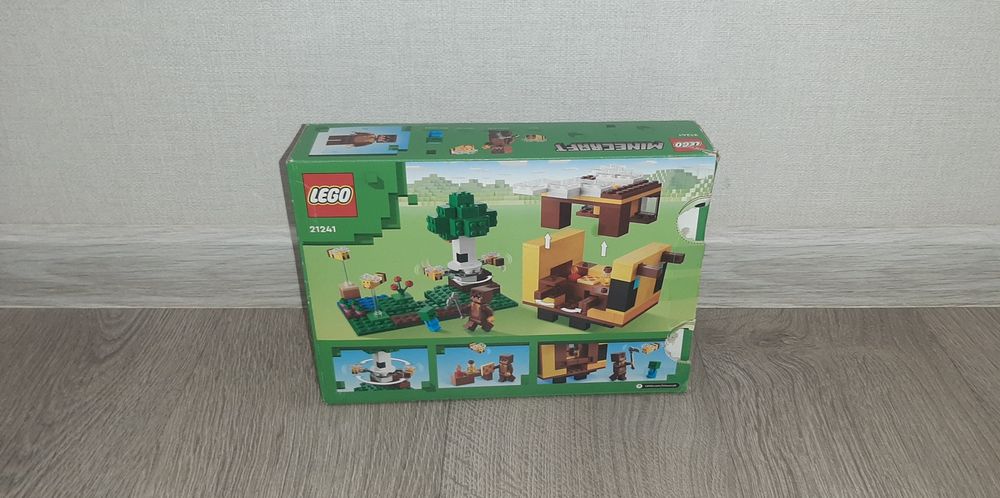 Продам Lego Minecraft The Bee Cottage