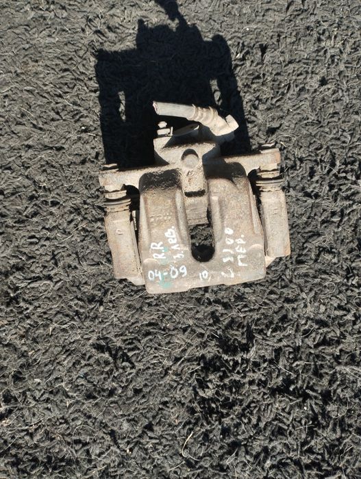 Land rover discovery sport 04-09 суппорт задний левый