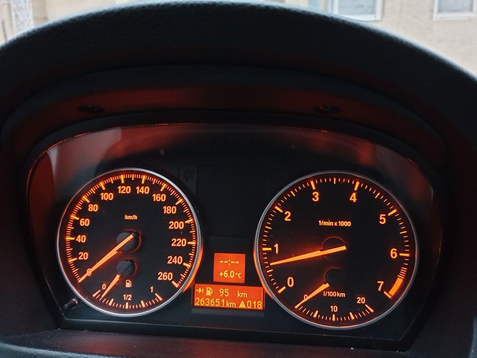 Vind BMW  318i  e 90  benzina